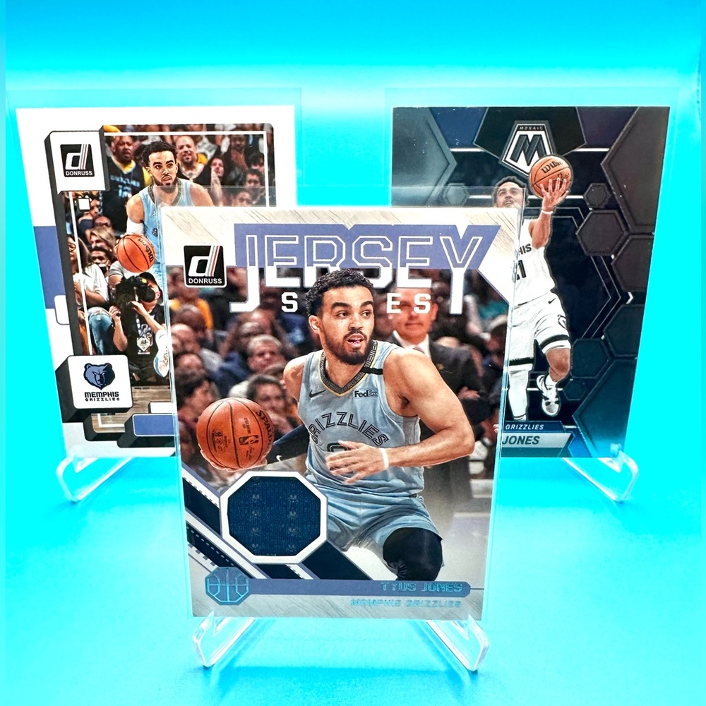 Tyus Jones Lot! DONRUSS JERSEY SERIES! 🤯